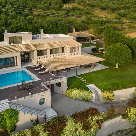 Senso Panorama Villa And Suite Kalamata Exterior photo