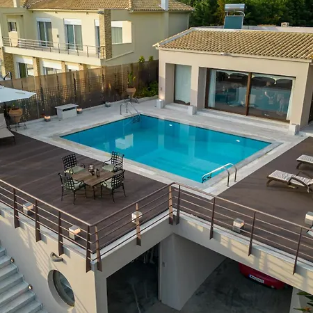Senso Panorama Villa And Suite Kalamata Exterior photo